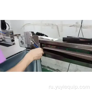 Автоматическая машина для вертикальной резки с устройством подачи ткани ПЛК